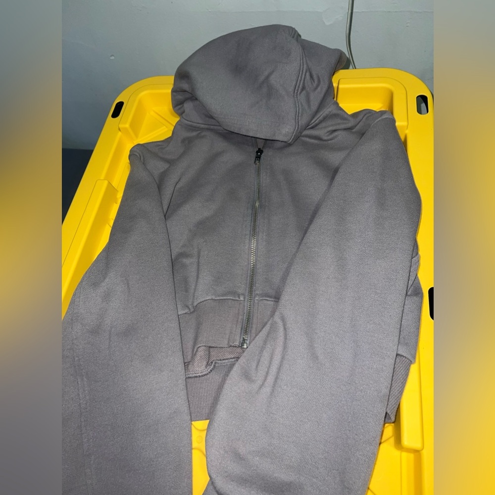 Women’s Alo hoodie